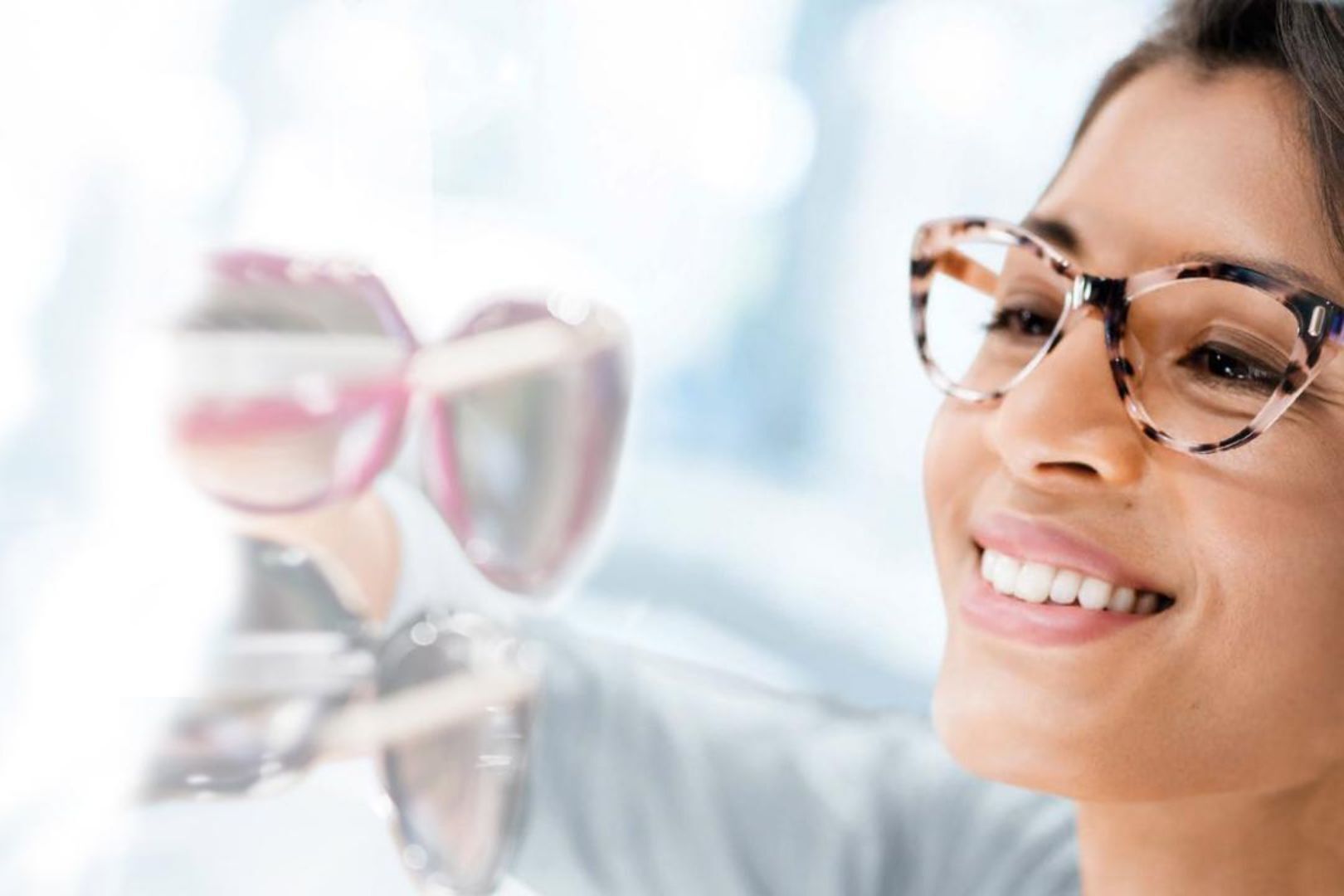 The Top Optical Lens Brands You Need To Know Zeiss, Shamir, Hoya & Varilux Blog Image
